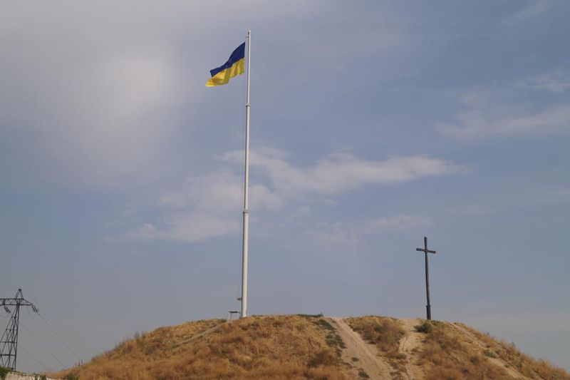 Запоріжці підняли Державний Прапор на найвищий в Україні флагшток