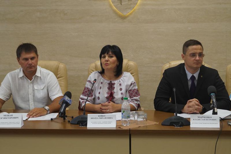 Обласна влада знаходиться на постійному зв’язку з бійцями АТО
