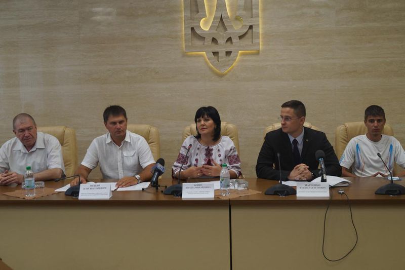 Обласна влада знаходиться на постійному зв’язку з бійцями АТО