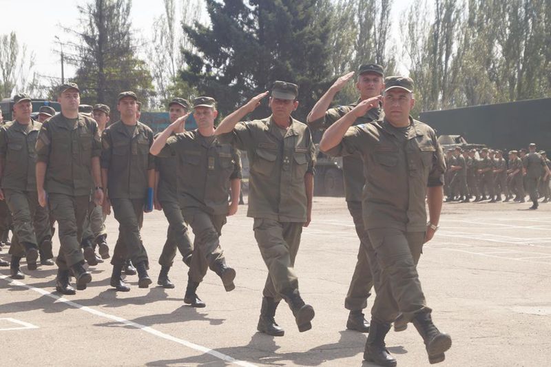 Військовослужбовці частини 3033 Нацгвардії отримали відзнаки від голови облдержадміністрації