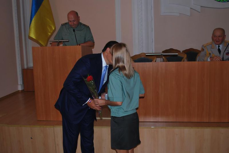 Співробітники СБУ отримали нагороди від керівника регіону