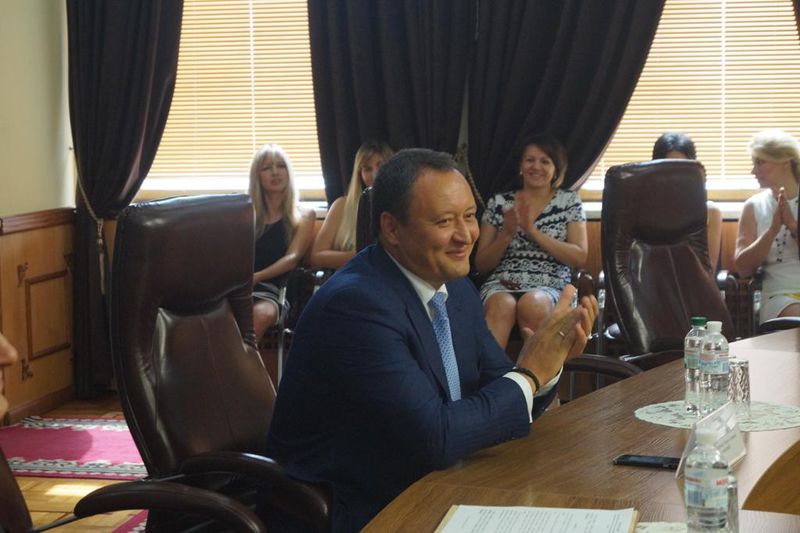 Кращі офіцери поліції та представники влади отримали нагороди