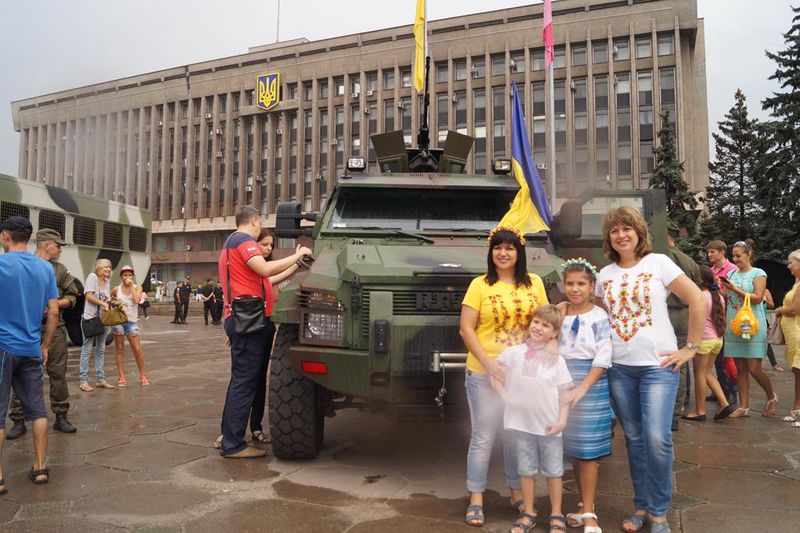 Костянтин Бриль: «Запоріжці – це одна велика та дружня родина, яка від усієї душі радіє 25-річчю Незалежності України»