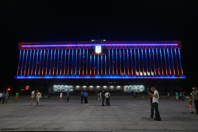 Будівля обласної влади отримала патріотичне підсвічування