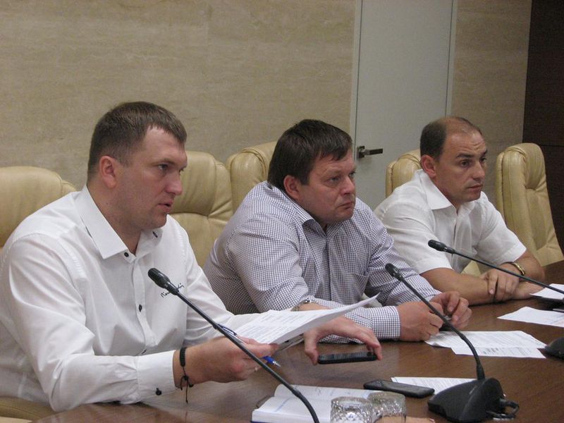 Спеціальна комісія проводить обстеження автотранспортної магістралі через  річку Дніпро