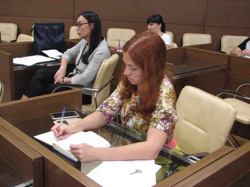 Спеціальна комісія проводить обстеження автотранспортної магістралі через  річку Дніпро