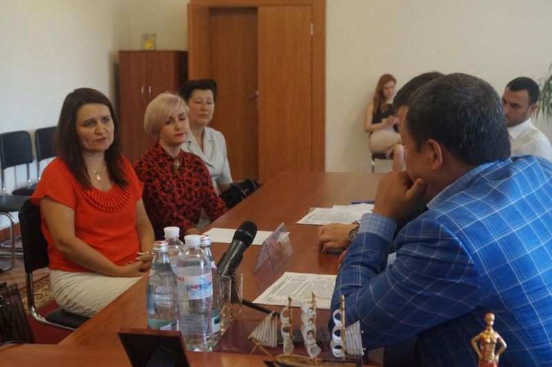 Керівник регіону перебуває з робочою поїздкою в Чернігівському районі