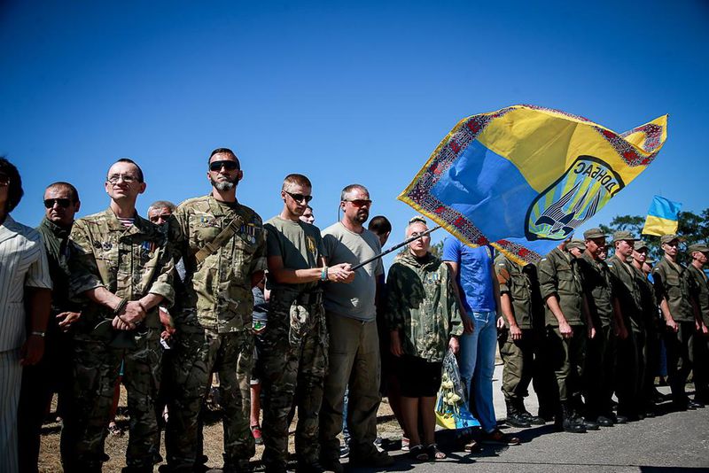 Запоріжці простились із бійцем, загиблим в Іловайському котлі
