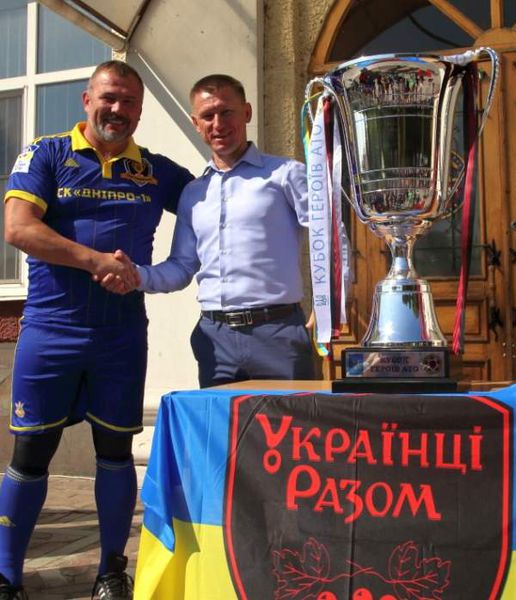 Військові та правоохоронці на футбольному турнірі борються за Кубок учасників АТО