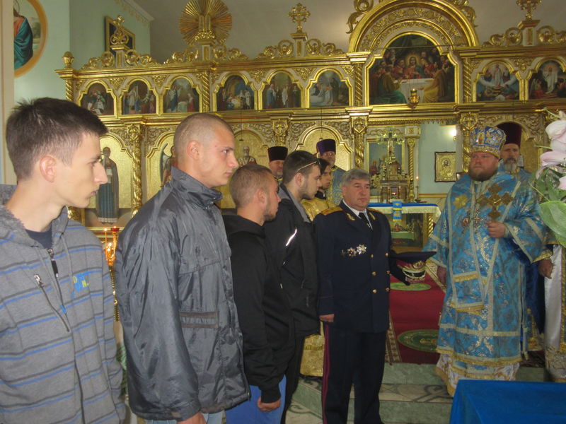 Лави запорізького козацтва поповнили студенти та робітнича молодь