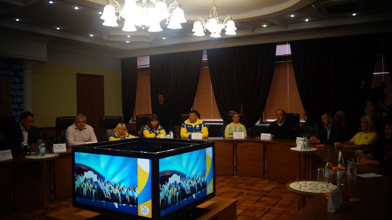 Запорізькі учасники XV Паралімпійських ігор отримали нагороди від обласної влади