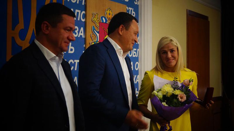 Запорізькі учасники XV Паралімпійських ігор отримали нагороди від обласної влади