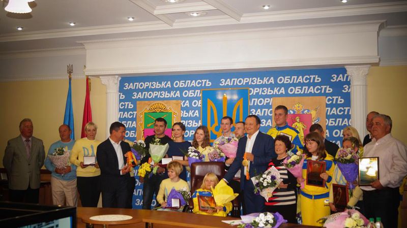 Запорізькі учасники XV Паралімпійських ігор отримали нагороди від обласної влади