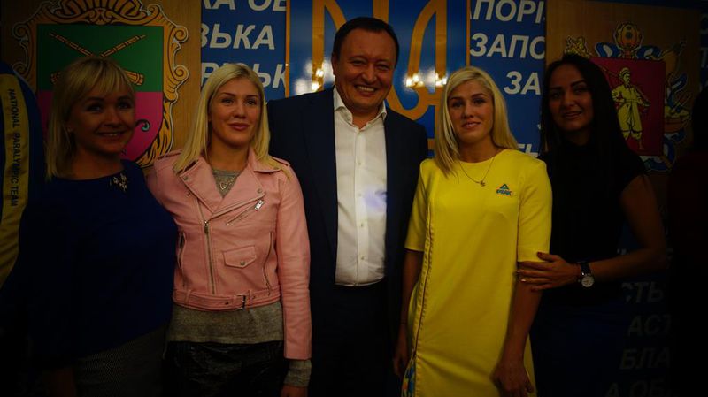 Запорізькі учасники XV Паралімпійських ігор отримали нагороди від обласної влади