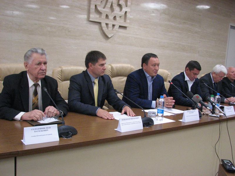 Ветерани дали Костянтину Брилю наказ: забезпечити мир в області