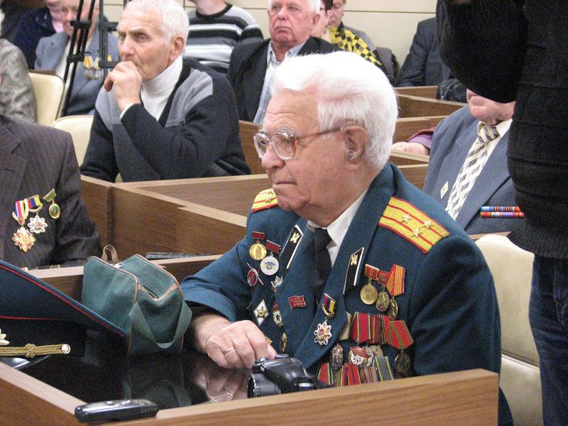 Ветерани дали Костянтину Брилю наказ: забезпечити мир в області
