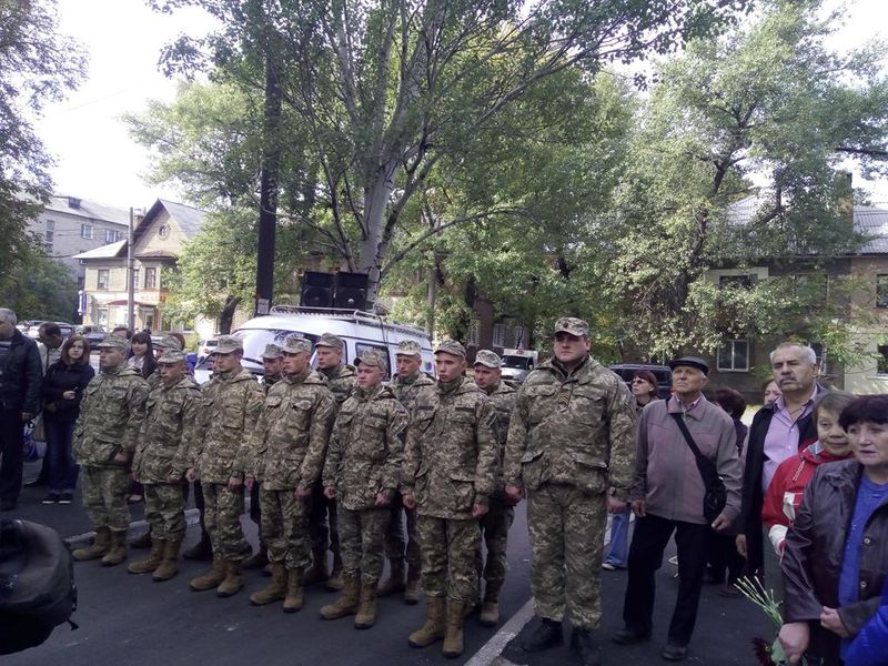 Пам’ять  воїна – артилериста Олександра Говорухи увічнено на рідній вулиці