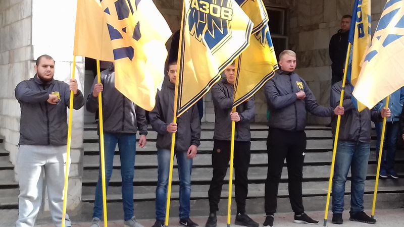 У Василівці увічнили пам’ять воїна– азовця Сергія Бурлака  