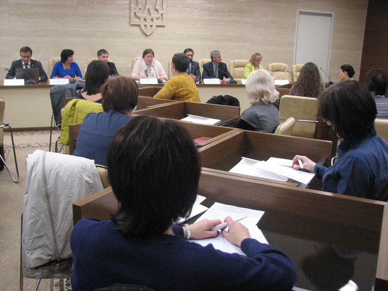 У Запоріжжі вдосконалюють роботу з надання адмінпослуг населенню