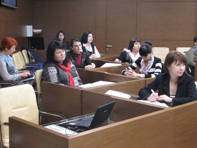 У Запоріжжі вдосконалюють роботу з надання адмінпослуг населенню