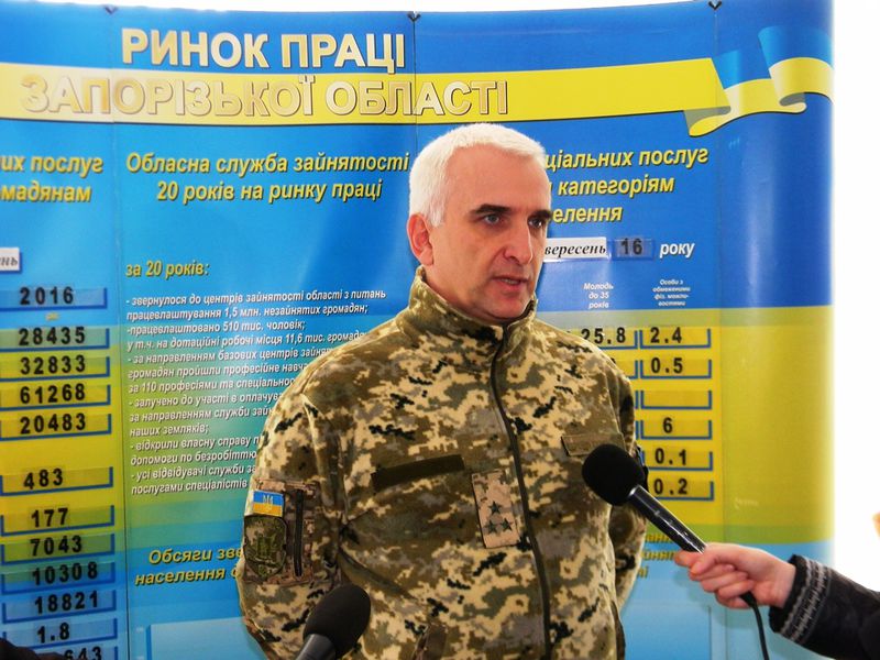 Військова  служба за контрактом – перспективний вибір для безробітних 