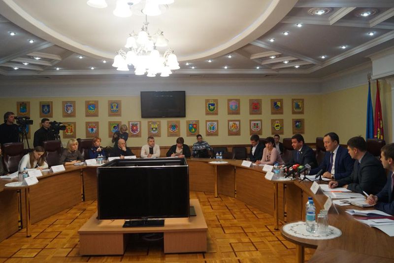 Запорізька область ввійшла до списку пілотних проектів з підтримки осіб, що відчули на собі наслідки подій на Сході України
