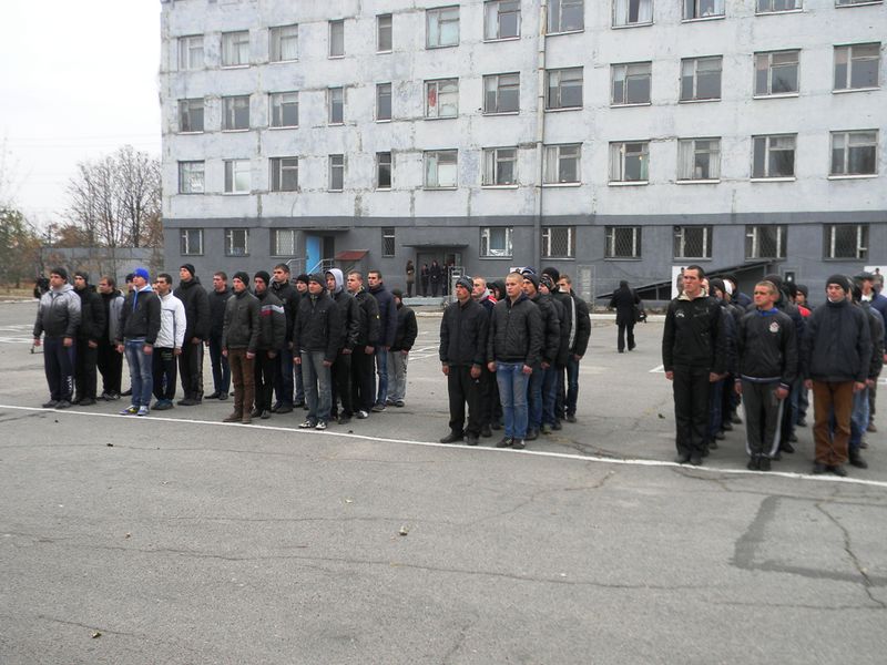 На військову службу за контрактом уже відправилися понад 2,5 тис. запоріжців