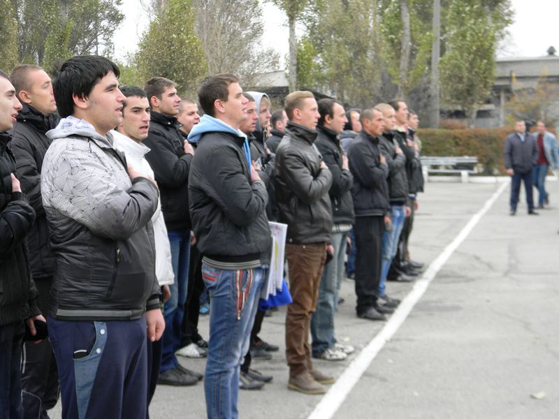На військову службу за контрактом уже відправилися понад 2,5 тис. запоріжців