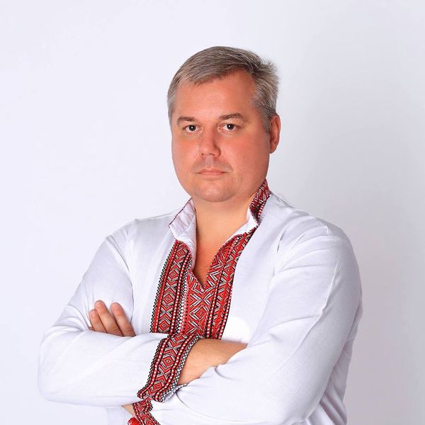 Шановні працівники культури та народні майстри !