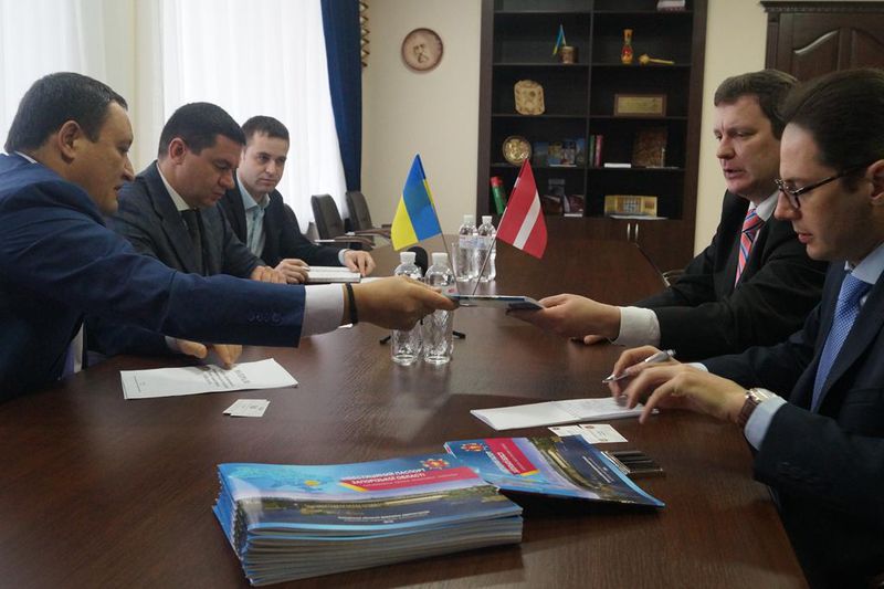 Запорізький регіон та Республіка Латвія співпрацюватимуть через почесне консульство