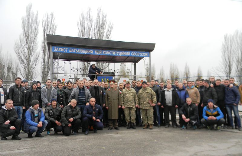Запорізькі призовники продовжують поповнювати військові формування
