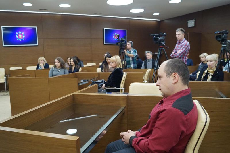Працівники радіо і телебачення отримали вітання з професійним святом