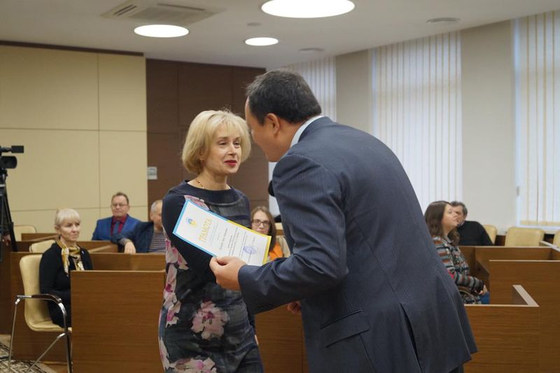 Працівники радіо і телебачення отримали вітання з професійним святом