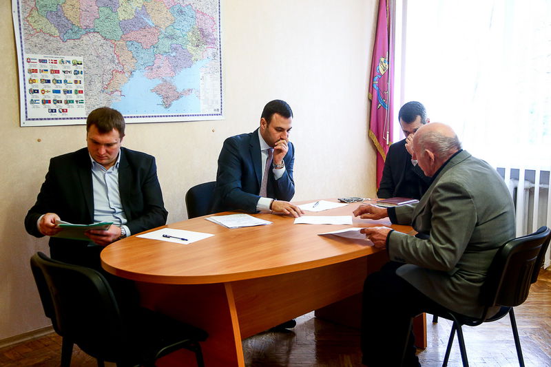 Справи на територіях постійно знаходяться у центрі уваги обласної влади 