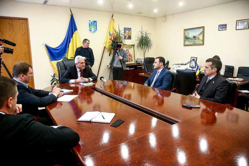 Справи на територіях постійно знаходяться у центрі уваги обласної влади 