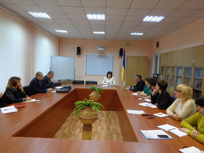 Державні службовці вчаться працювати в умовах децентралізації