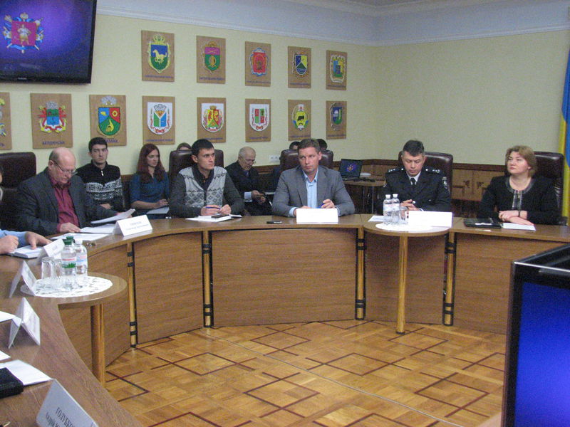 Для безпеки на дорогах потрібне об'єднання зусиль   