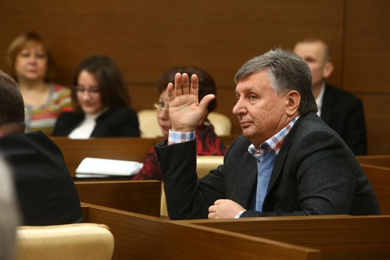 Обласна влада та правоохоронні органи відпрацюють механізм боротьби із стихійною торгівлею