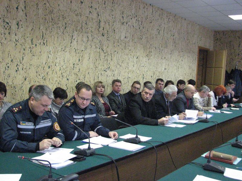 У період льодоставу водні об’єкти патрулюватимуть рятувальники і поліція 