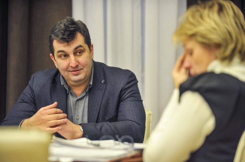 Обласна влада вивчає можливість відродження санітарної авіації