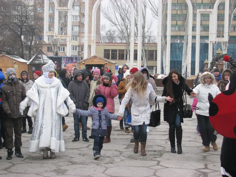 На головній сцені обласного центру лунає свято «Новорічна мрія» 