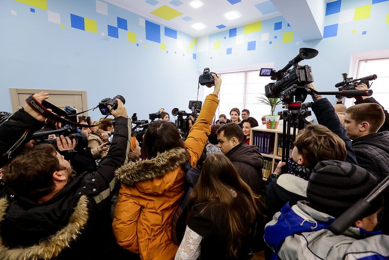 Марина Порошенко відкрила першу шкільну Медіатеку 
