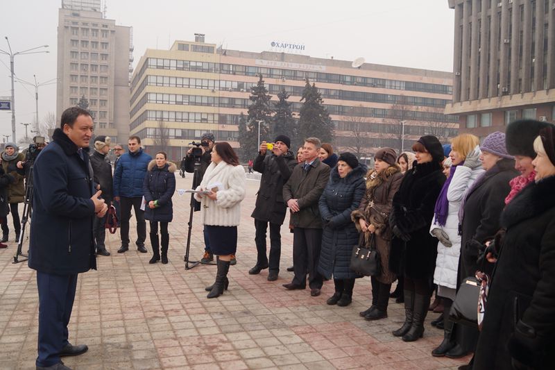 Райони області отримали ще чотири шкільних автобуса
