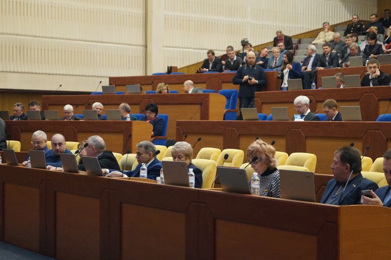 Костянтин Бриль: «Відповідальність за наслідки неприйняття бюджету регіону повністю лежить на депутатах облради»