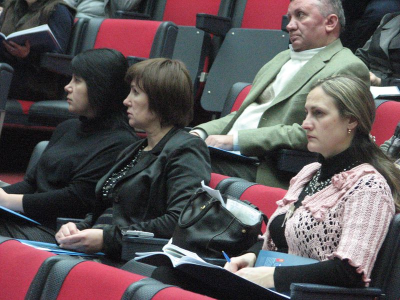 Запорізькі посадовці вивчають засади протидії корупції