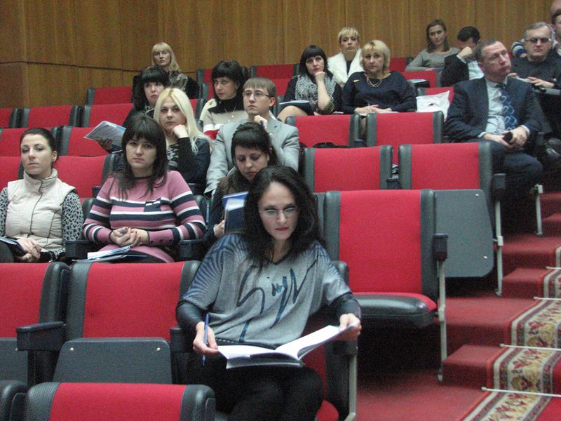 Запорізькі посадовці вивчають засади протидії корупції