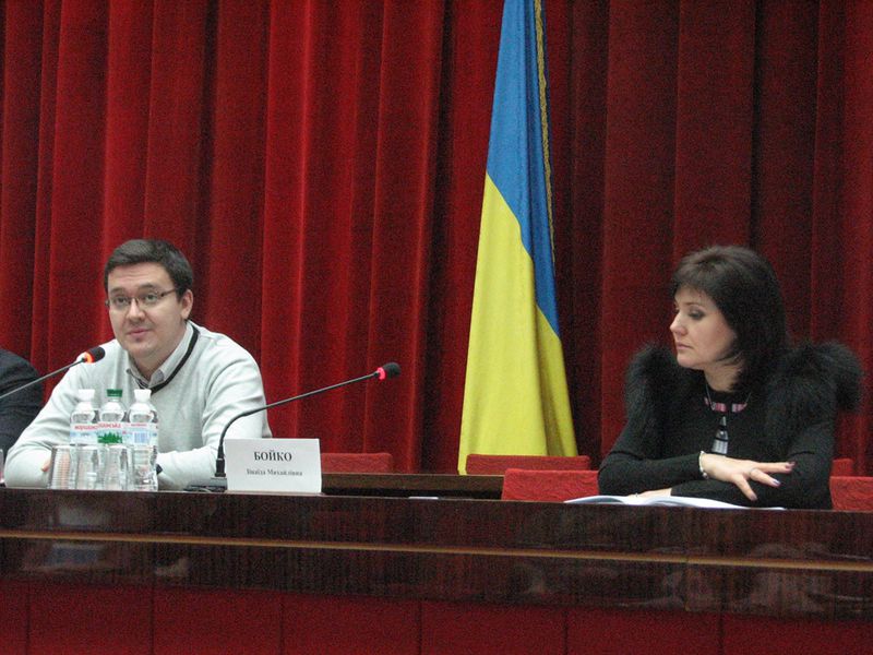 Запорізькі посадовці вивчають засади протидії корупції