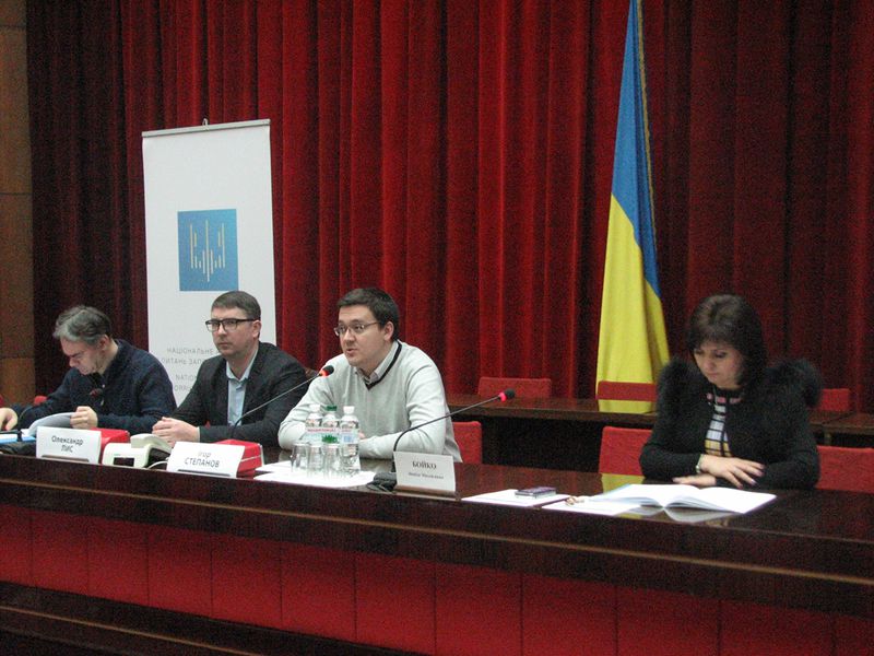 Запорізькі посадовці вивчають засади протидії корупції