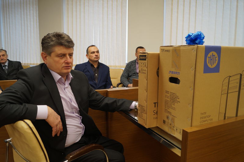 Запорізькі школи отримали майже тисячу сучасних комп’ютерів