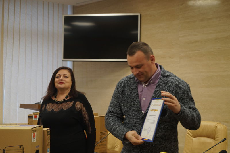 Запорізькі школи отримали майже тисячу сучасних комп’ютерів